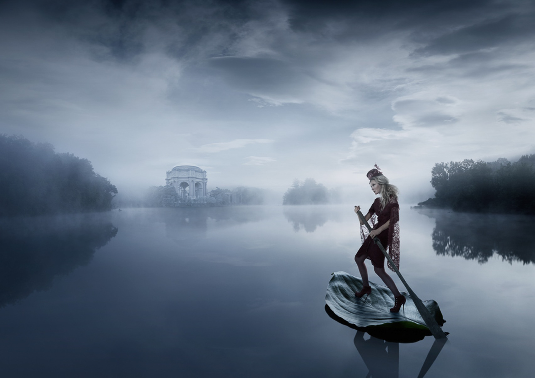 578-561-052-7x7-maggie-lake-final-by-erik-almas-advertising-and-editorial-photographer